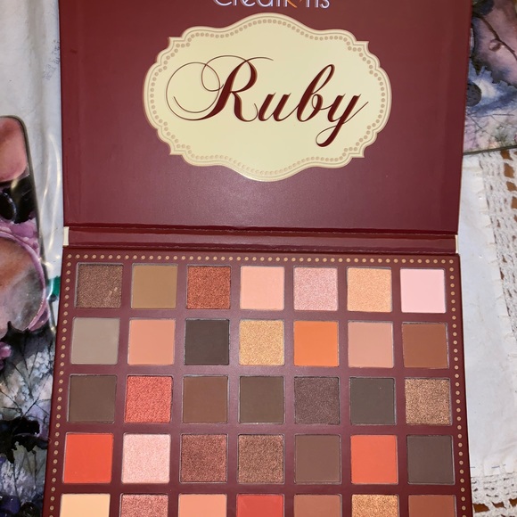 Ruby Eyeshadow Palette, by Beauty Creations - Picture 3 of 3